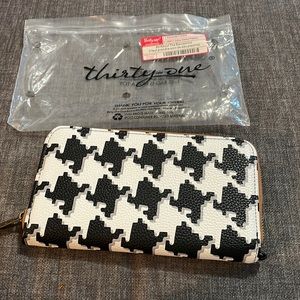 Thirty-one All About the Benjamin’s Wallet